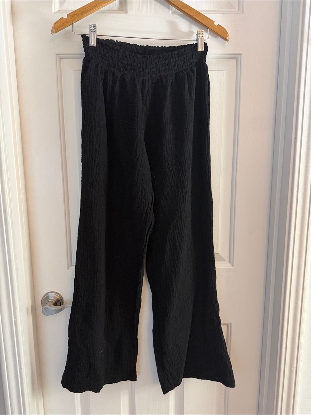 Bobi Los Angeles gauzy cotton black wide leg smocked pants medium